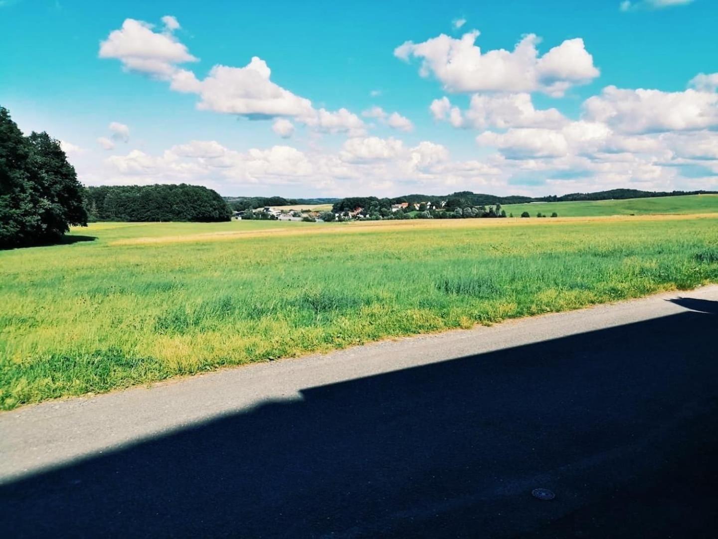 76 Qm Whg Im Eg Haus-Wohlfuehloase Vor Der Haustuer Apartment Gladenbach Exterior foto